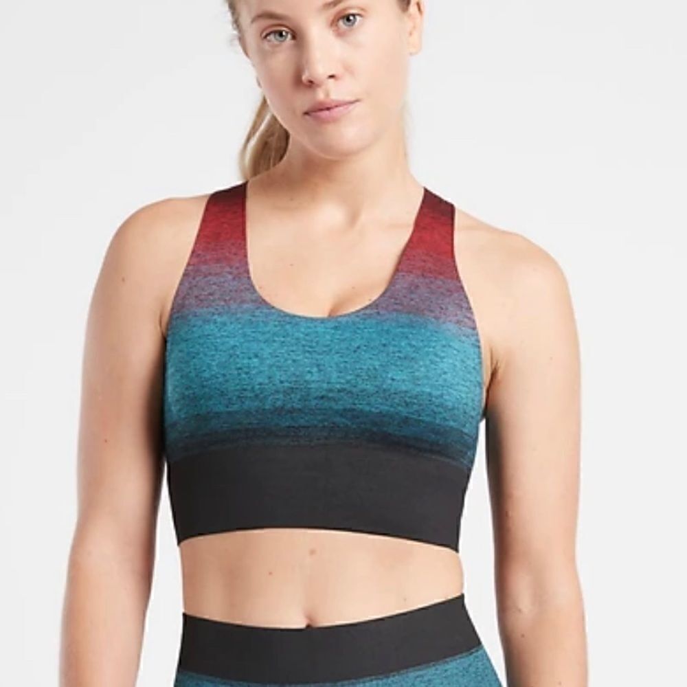 Athleta Relay Bra   